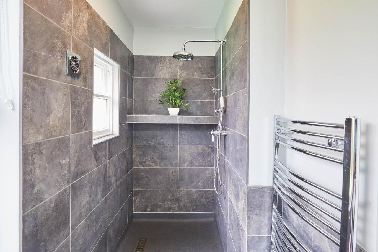 Appartamento Ground Floor At The Old Vicarage Scarborough Esterno foto